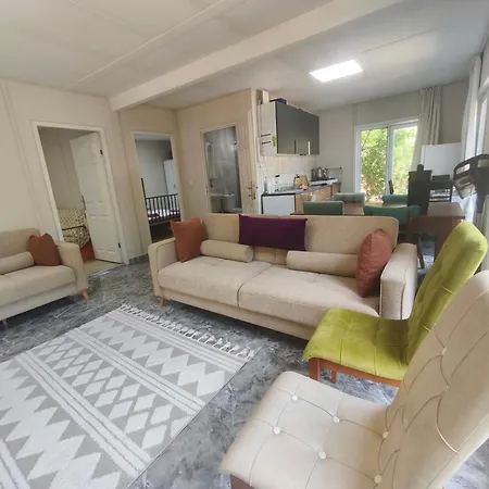 Gelidonia Fenerium Feriehus Antalya